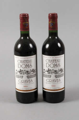 Zwei Flaschen Rotwein - Foto 1