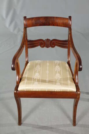 Sessel und zwei Stühle - фото 2