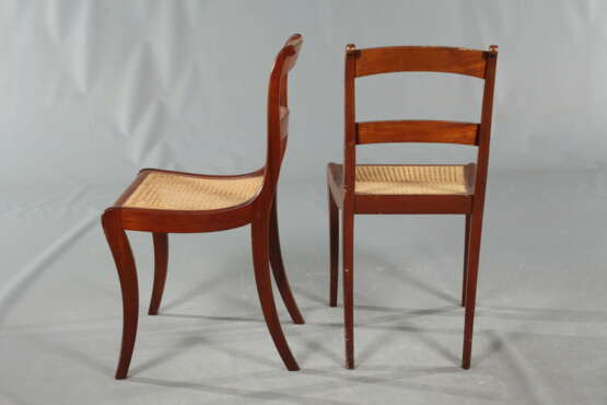 Sessel und zwei Stühle - Foto 4