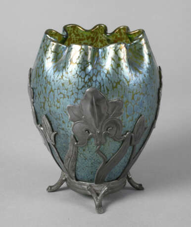 Loetz Wwe. Vase mit Montierung - photo 4