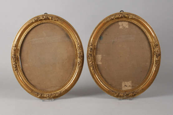 Paar Ovalrahmen um 1870 - Foto 1