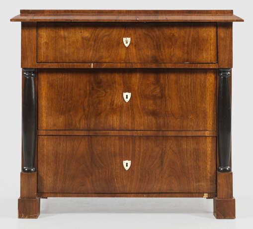 Biedermeier-Kommode - photo 1