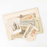 Konvolut von 32 historischen Wertpapieren und Banknoten, - photo 1