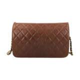 CHANEL VINTAGE Umhängetasche "SINGLE FLAP BAG", Mitte 1980er Jahre. - photo 4