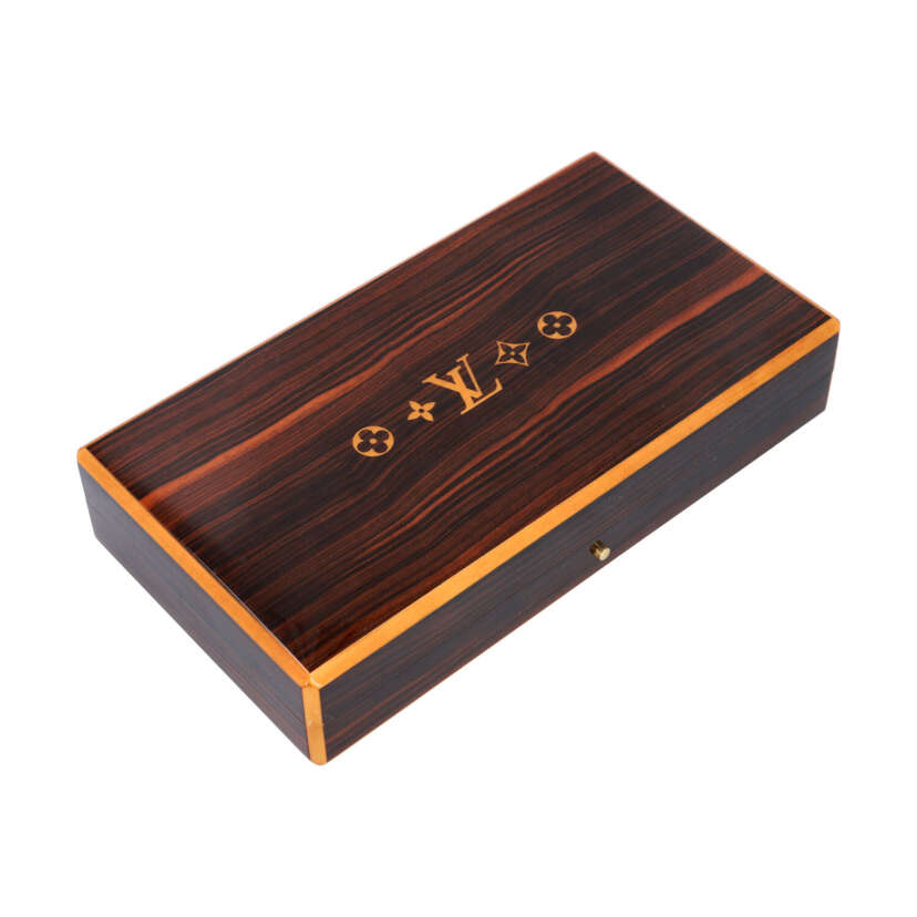 LOUIS VUITTON Humidor CIGAR CASE, Kollektion 2000. — Discover Rare and  Captivating Sold Pieces, Find Your Collectibles