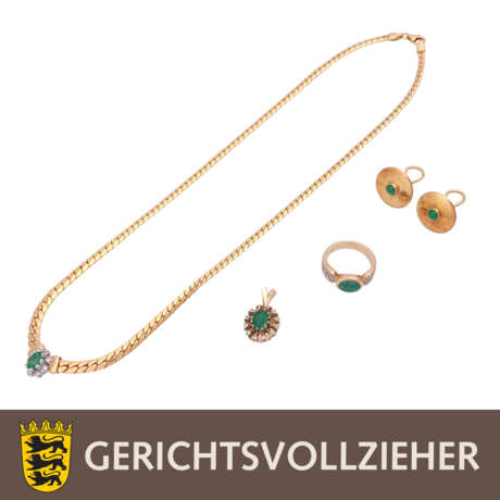 Konvolut Smaragdschmuck, teilw. m. Diamanten, Gelbgold 14K: - Foto 1