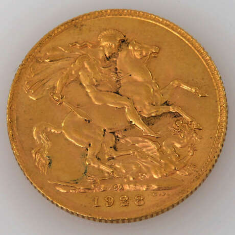 GB / Gold - 1 Sovereign 1928 / SA, George V., etwas besser als sehr schön, leicht fleckig, - фото 2