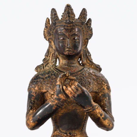 Bronze Buddha mit der Handhaltung 'Drehen des Rades' - photo 3
