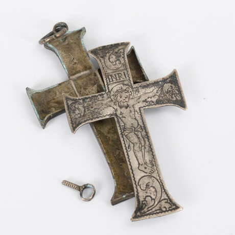 Wohl barockes Reliquienkreuz mit Resten einer Versilberung - фото 3