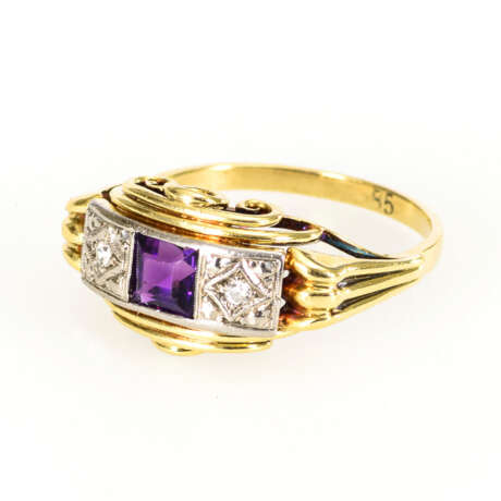 Allianzring mit Amethyst und Diamanten - фото 1