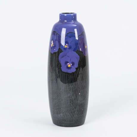 Jugendstil-Vase mit Stiefmütterchen - Foto 1