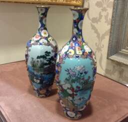 Парные японские вазы 18 век , эмаль