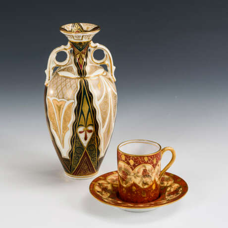 Jugendstil-Vase und -Mokkatasse - photo 1