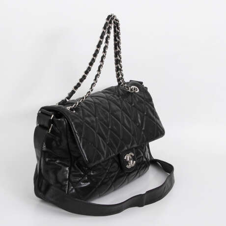 CHANEL exclusive Messenger Bag, collection, 2009-2010. - photo 2
