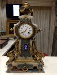 Mantel clock France 1867