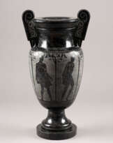 GROßE AMPHOREN-VASE IM STIL DER RÖMISCHEN ANTIKE