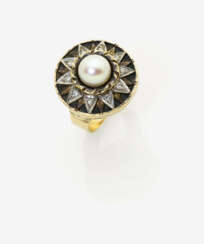 Ring mit Diamanten und Zuchtperle