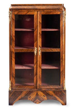 Louis XV-Vitrine - photo 1