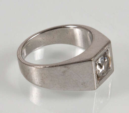 RING MIT DIAMANT, C.0,5 CT., - photo 2