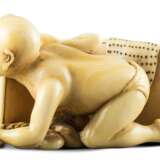 Netsuke: Dieb hinter Stellschirm - фото 2