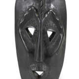 MASKE, WESTAFRIKA, HOLZ - photo 1