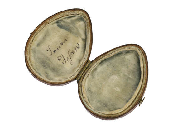 Anhängeuhr: museale, außergewöhnlich große Gold/Emaille-Anhängeuhr mit Perlen- und Diamantbesatz, zugeschrieben Piguet & Capt à Geneve, mit Originalbox, ca. 1810 - photo 7