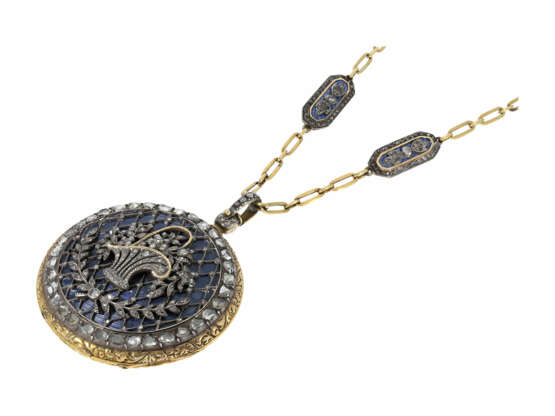 Taschenuhr/Halsuhr: einzigartige, große Gold/Emaille-Halsuhr mit Diamantbesatz und dazugehöriger originaler Halskette, vermutlich um 1830/1885, vermutlich Präsentuhr von Prinz Frederik der Niederlande - photo 2