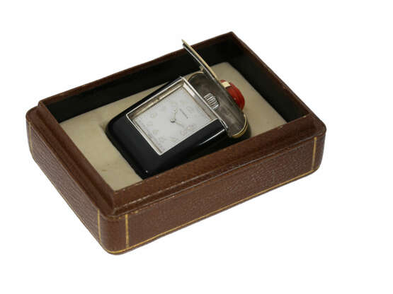Taschenuhr/Reiseuhr: außergewöhnlich schöne Art déco Reiseuhr mit Emaille-Gehäuse und Originalbox, Atelier Juvenia für Juwelier Petochi in Rom, 30er-Jahre - фото 6