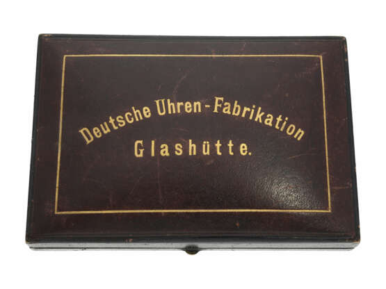Taschenuhr: rotgoldene A. Lange & Söhne Goldsavonnette No.52416, Glashütte ca.1904, mit Originalbox, Originalpapieren und Stammbuchauszug - photo 3