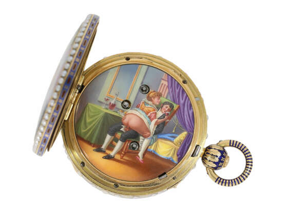 Taschenuhr: äußerst kostbare Gold/Emaille-Taschenuhr mit Perlenbesatz, Musikwerk, Figurenautomat, versteckter erotischer Szene und Zentralsekunde, vermutlich Piguet & Meylan Genf für den chinesischen Markt, ca.1810 - photo 9