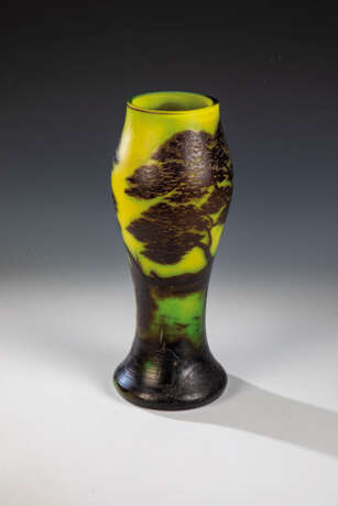 Vase mit Seelandschaft - Foto 1