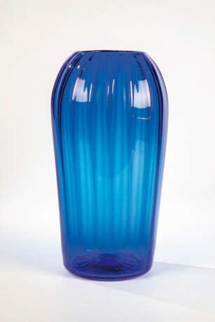 Vase - photo 1