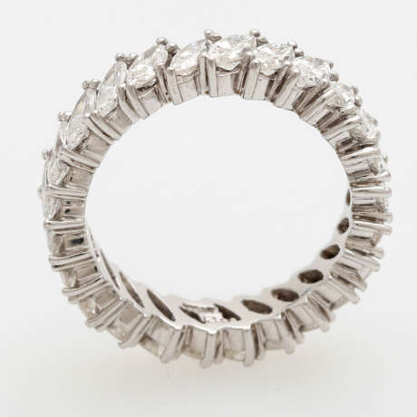 Memoire- Ring rundum mit 25 Diamant- Navettes, - photo 5