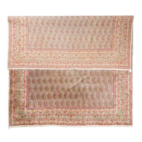 Orientteppich. MUD/IRAN, 20. Jahrhundert, 365x273 cm. - photo 2