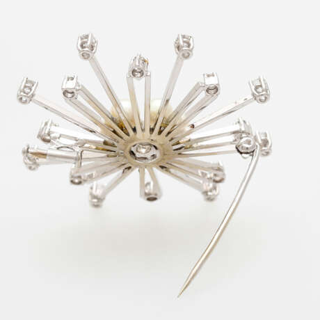 Star brooch m. cultured pearls and diamond - photo 4