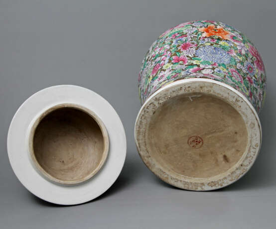Dekorative Bodenvase. CHINA, 20. Jahrhundert - photo 6