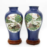 Paar Vasen mit famille verte-Dekor. CHINA, Kangxi-Periode (1662-1722) - Foto 1