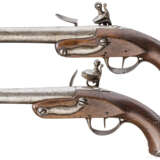 Ein Paar Steinschlosspistolen der Marine (?), ähnlich M 1822 - фото 2