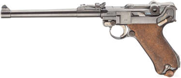 Lange Pistole 08, DWM 1917, im Kasten