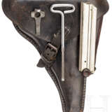 Pistole 08, DWM 1910 / 1920, Reichswehr, mit Koffertasche, 2 ngl. Magazine - Foto 5