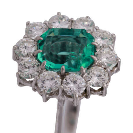Ring mit synthetischem Smaragd ca. 1,4 ct, - фото 5