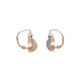 Ohrringe mit Opalen in Tropfenform und je 1 Brillant, - photo 2