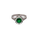 Ring mit Smaragddoublette und Brillanten, zusammen ca. 0,4 ct, - photo 1