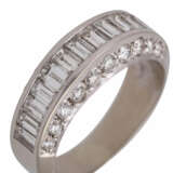 Ring mit 13 Diamanten im Baguetteschliff - Foto 5