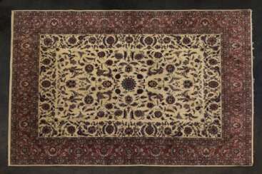 Orientteppich. ISFAHAN/CHINA, 20. Jahrhundert, ca. 377x278 cm