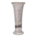 VEREINIGTE SILBERWARENFABRIKEN Vase, 800 Silber, um 1900. - photo 2