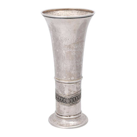VEREINIGTE SILBERWARENFABRIKEN Vase, 800 Silber, um 1900. - фото 3