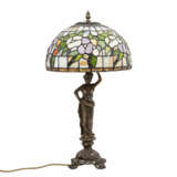 Tischlampe im Tiffany-Stil, 20. Jahrhundert. - photo 1