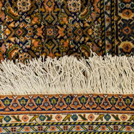 Orientteppich. SERAB/PERSIEN, 20. Jahrhundert, 375x308 cm - photo 2
