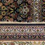 Orientteppich aus Kaschmirseide. 20. Jahrhundert, 417x304 cm - photo 2